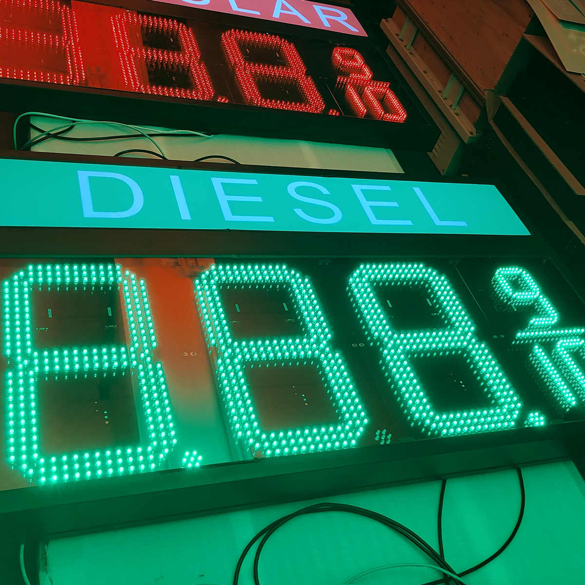 diesel price signss