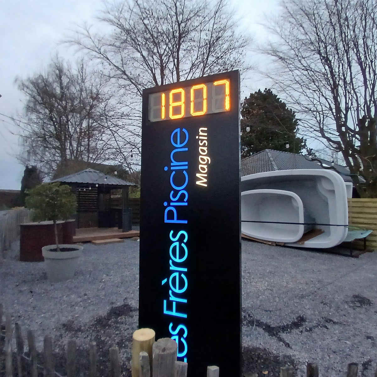 led gas price sign cases