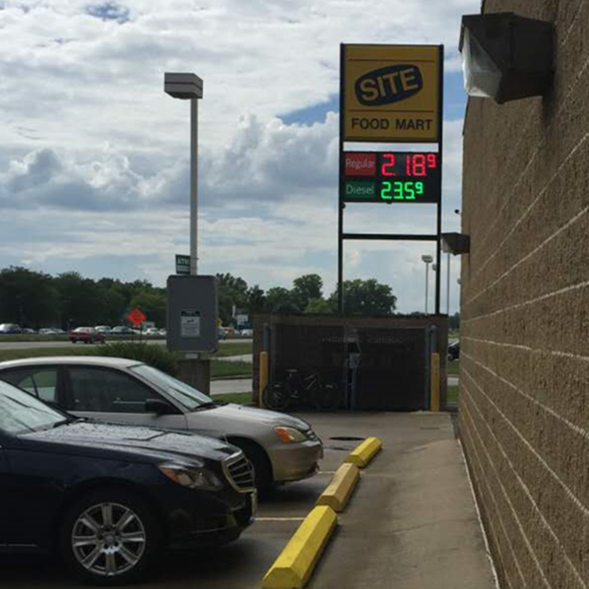 led gas price sign cases